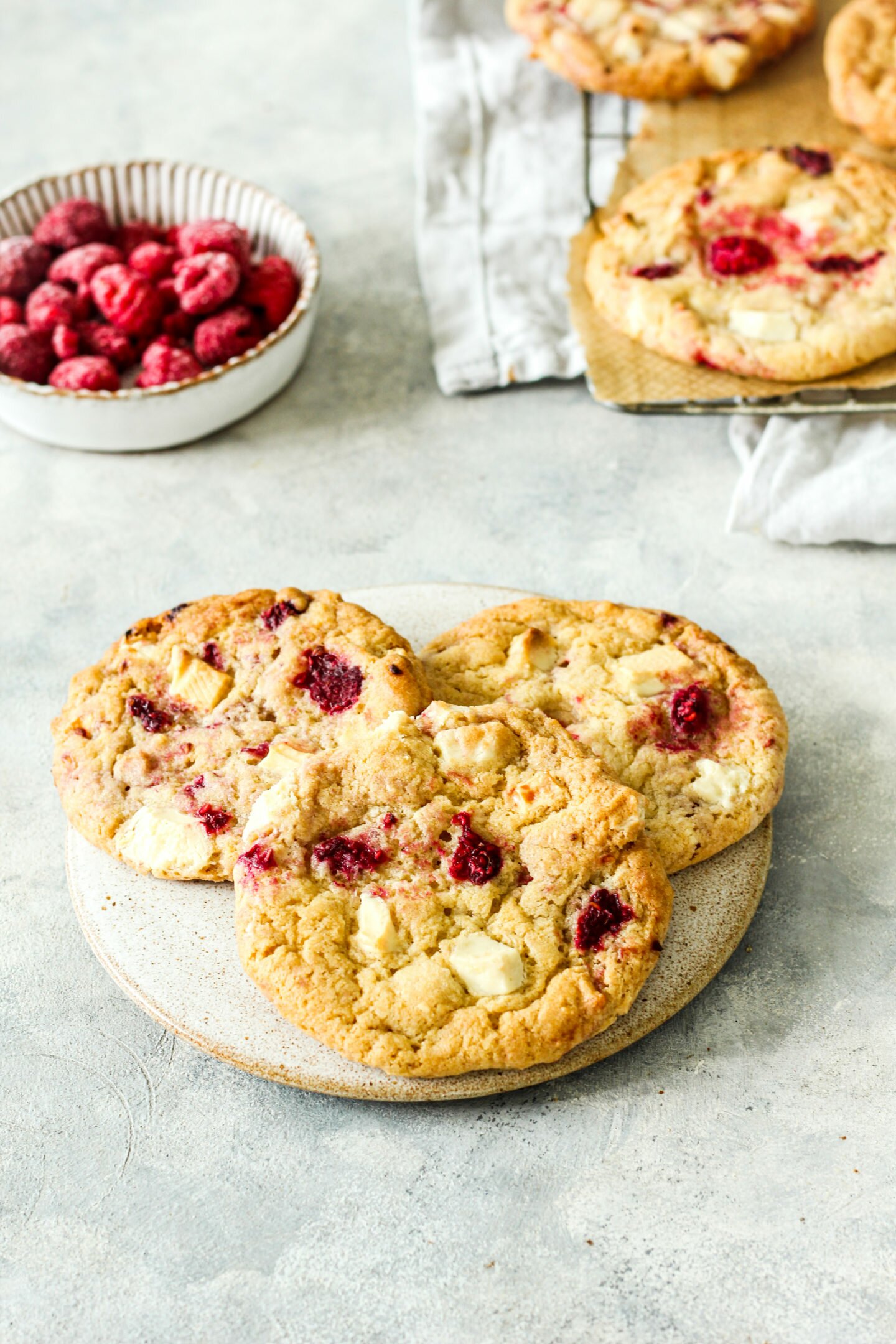 vegan white chocolate and raspberry cookies